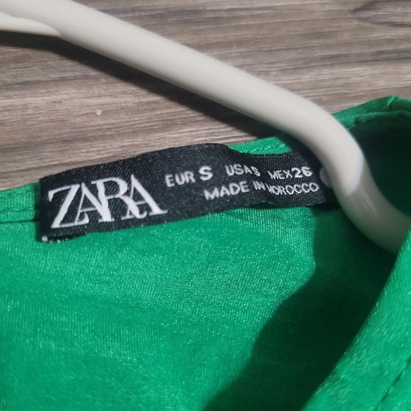 Zara Green Ruched One Sleeve Dress Size S Kelly Green Bodycon Edgy - Picture 6 of 7